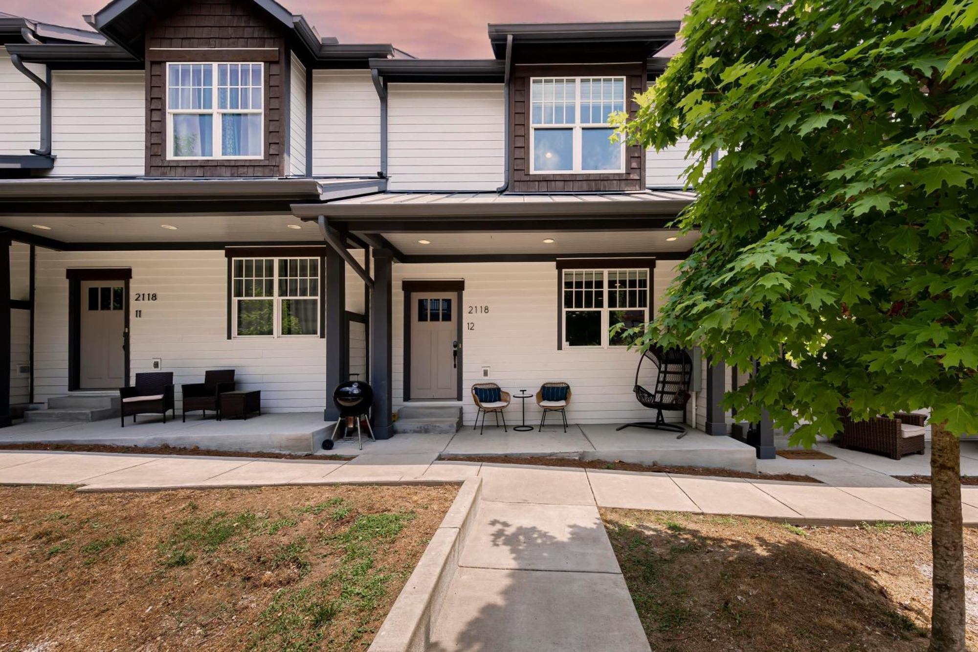 Waverly By Avantstay Nashville-Inspired Townhome W Luxury Kitchen Pool Table Extérieur photo