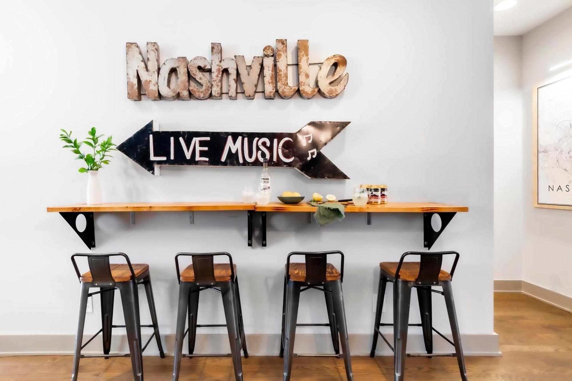 Waverly By Avantstay Nashville-Inspired Townhome W Luxury Kitchen Pool Table Extérieur photo