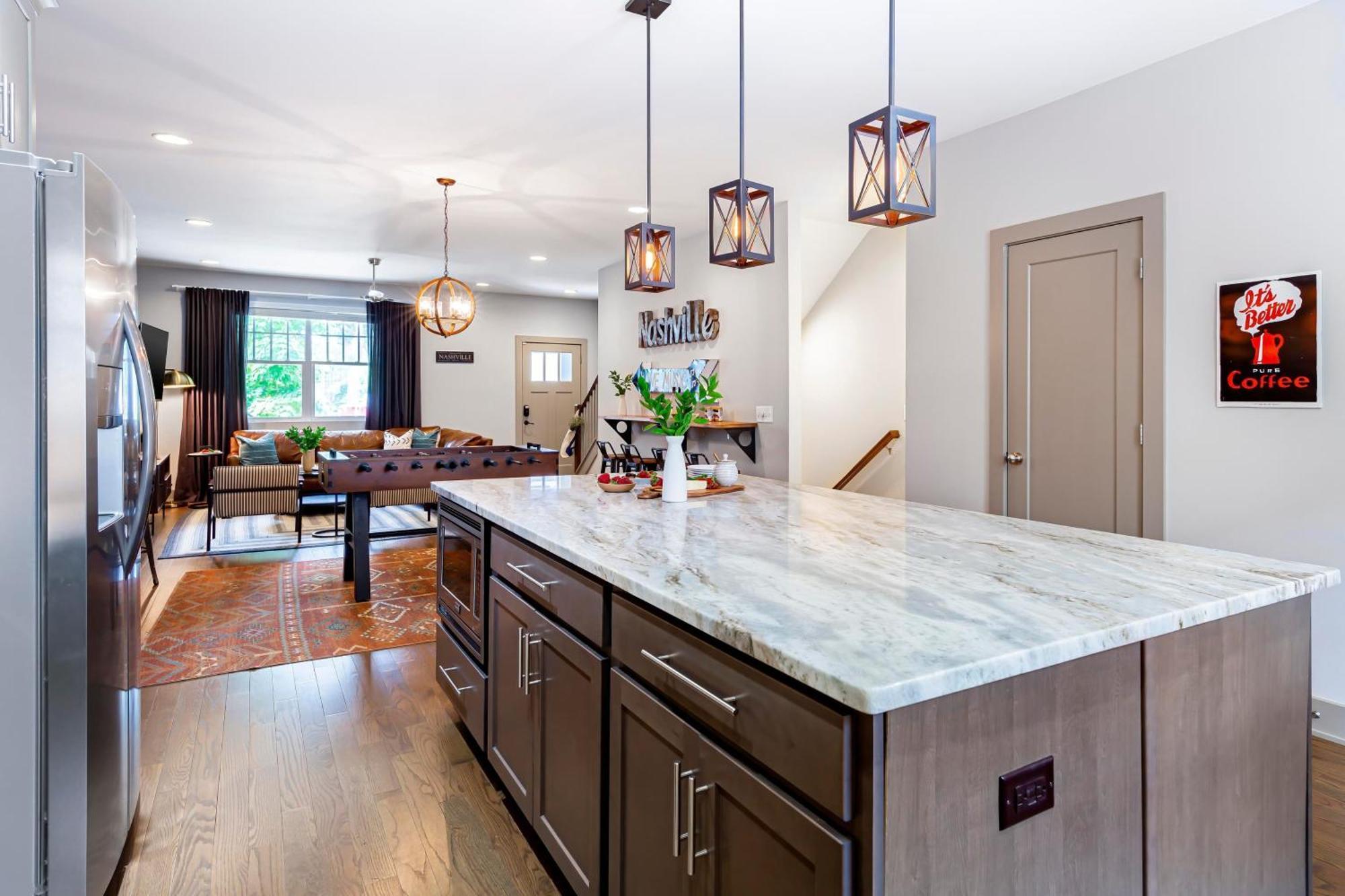 Waverly By Avantstay Nashville-Inspired Townhome W Luxury Kitchen Pool Table Extérieur photo