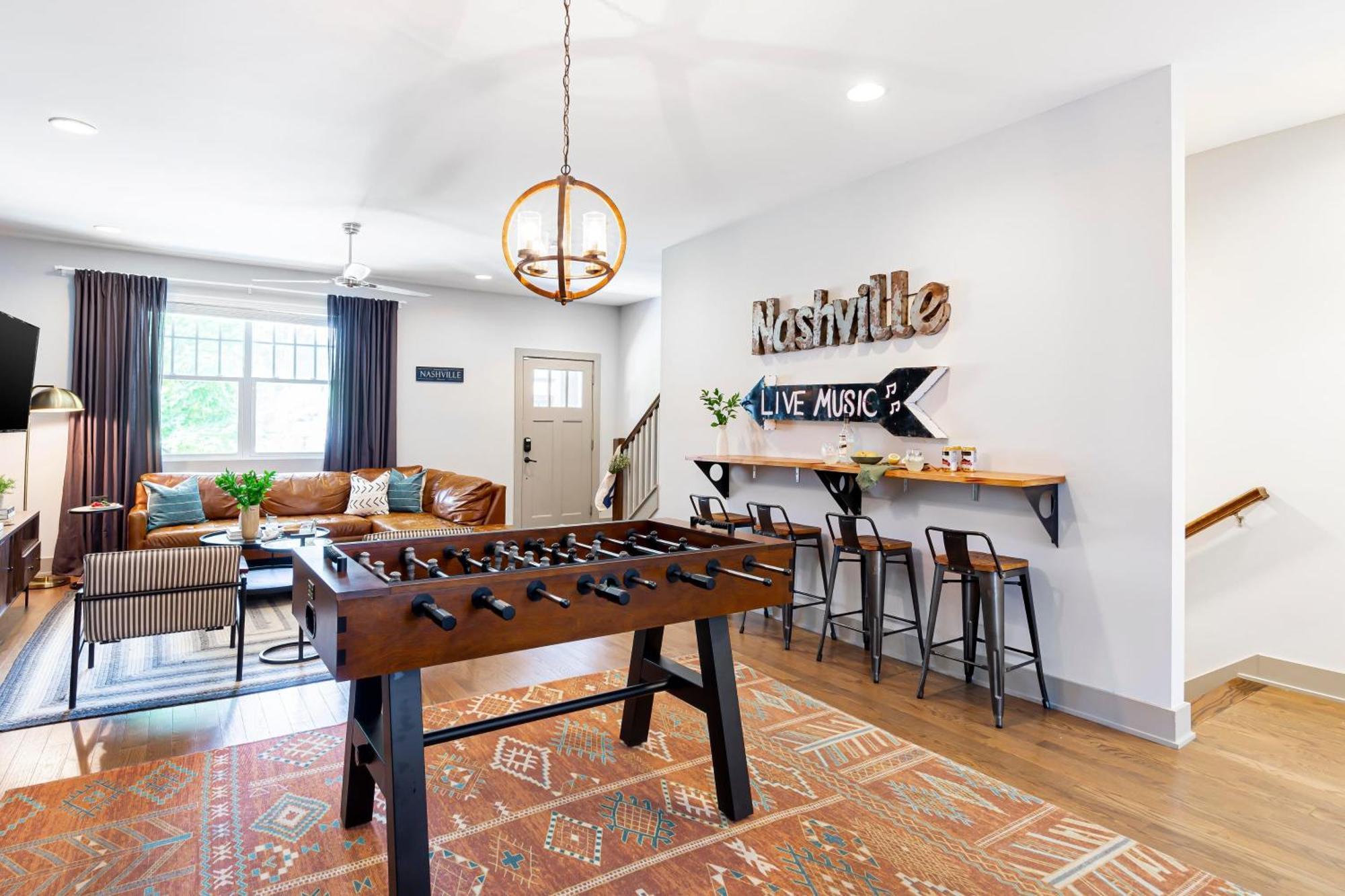 Waverly By Avantstay Nashville-Inspired Townhome W Luxury Kitchen Pool Table Extérieur photo